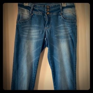 Tush Push skinny jeans